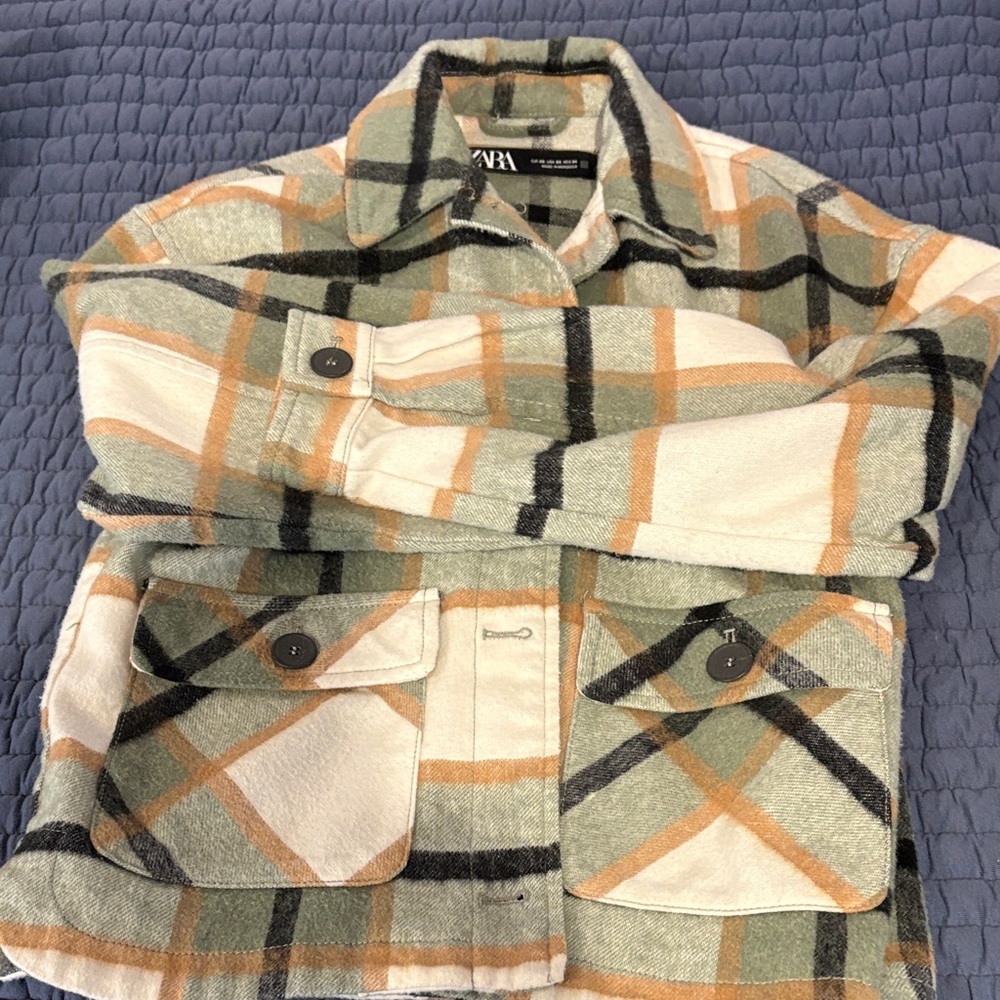 Zara light weight Plaid Shirt Jacket